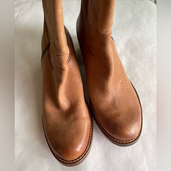 Lucky Brand Brown Tan Leather Boots Womens Size 10 - Picture 4 of 7